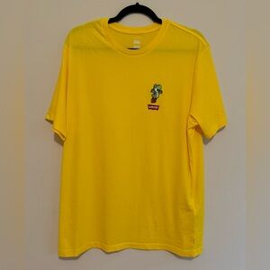 Levi’s x Nintendo Yoshi Super Mario Men’s T Shirt Large